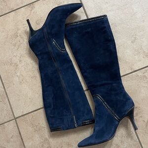 Donald J Pliner navy suede boots heels 8 all leather realtor business elegant